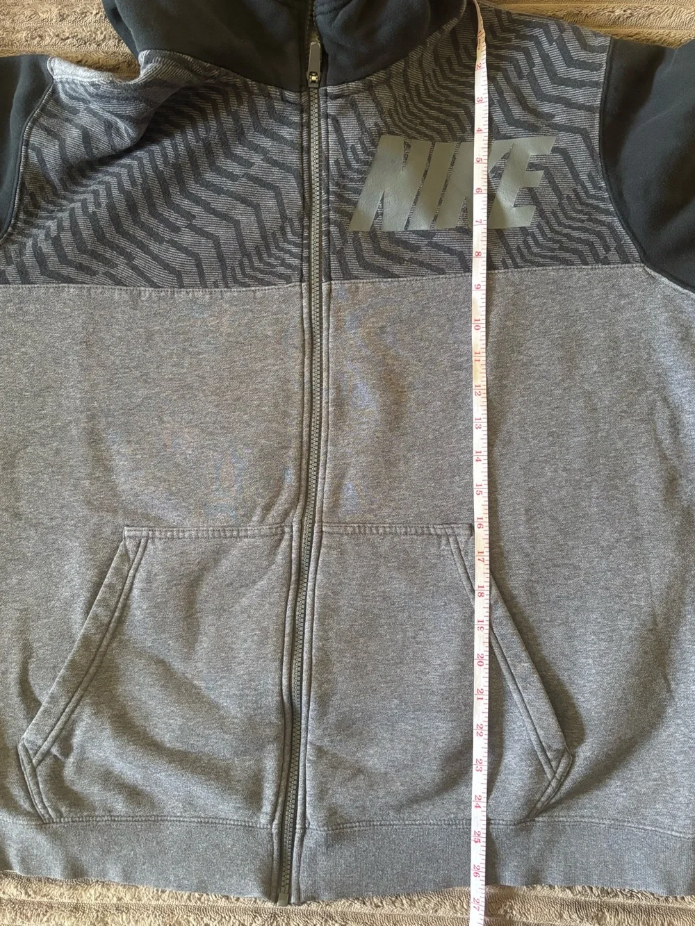 Nike NSW Full-Zip Zebra Chevron Graphic Hoodie